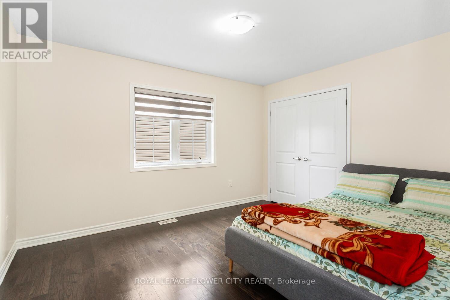 Photo 25 of 16 Elsinore Street, Brampton ON