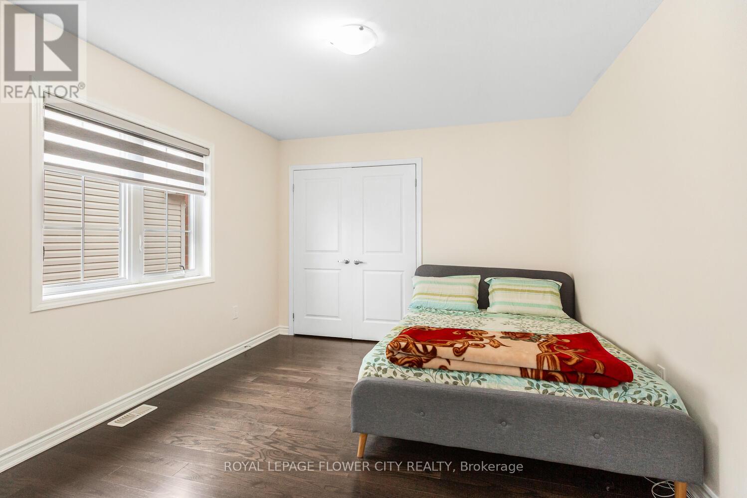 Photo 12 of 16 Elsinore Street, Brampton ON
