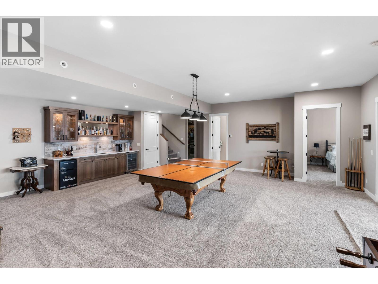 8836 Stonington Road - 46