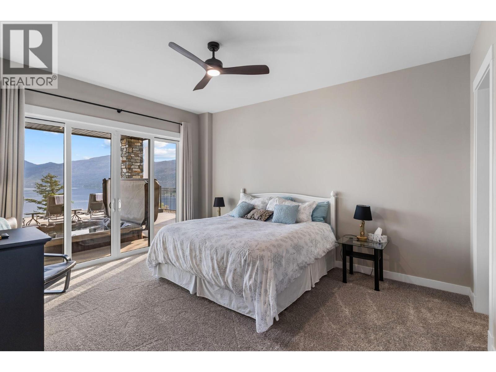 8836 Stonington Road - 48