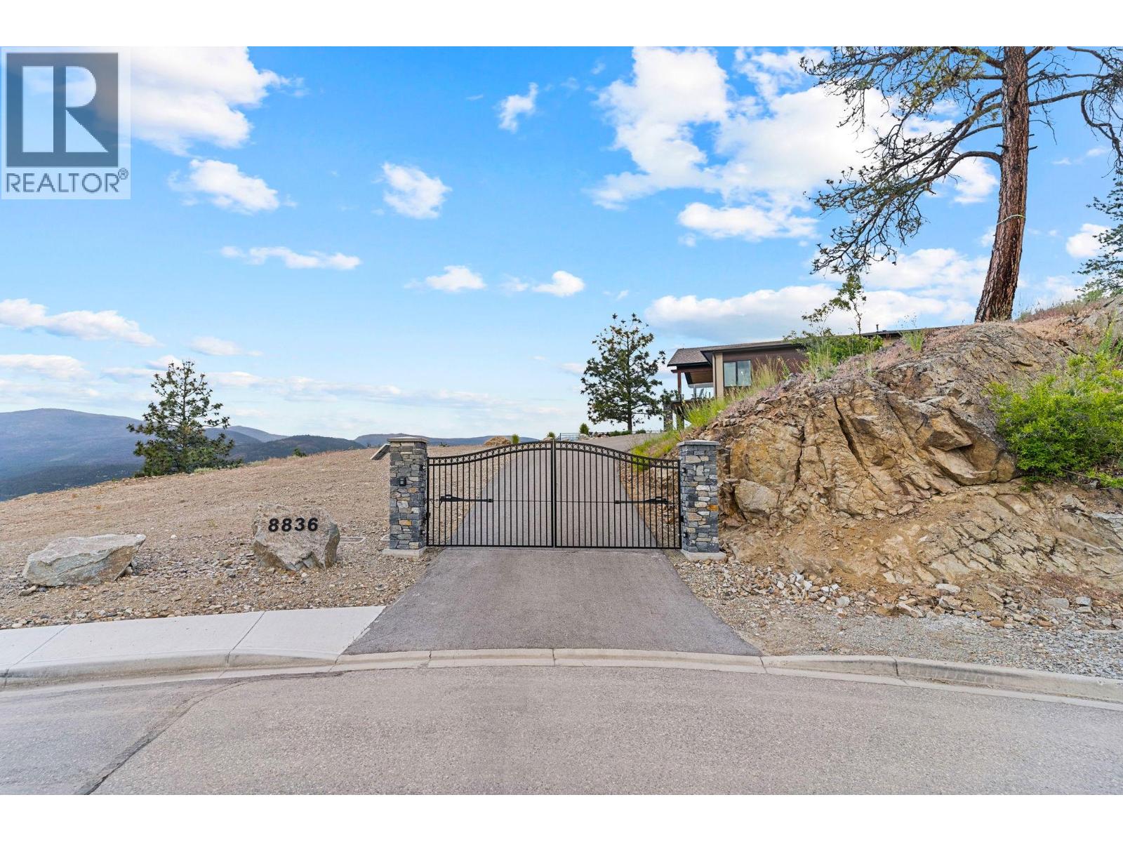 8836 Stonington Road - 18