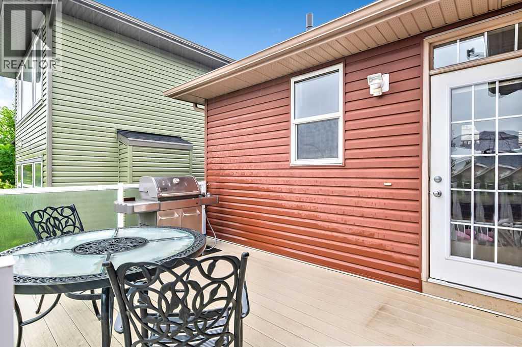 Photo 8 of 3 Westridge Way, Okotoks AB