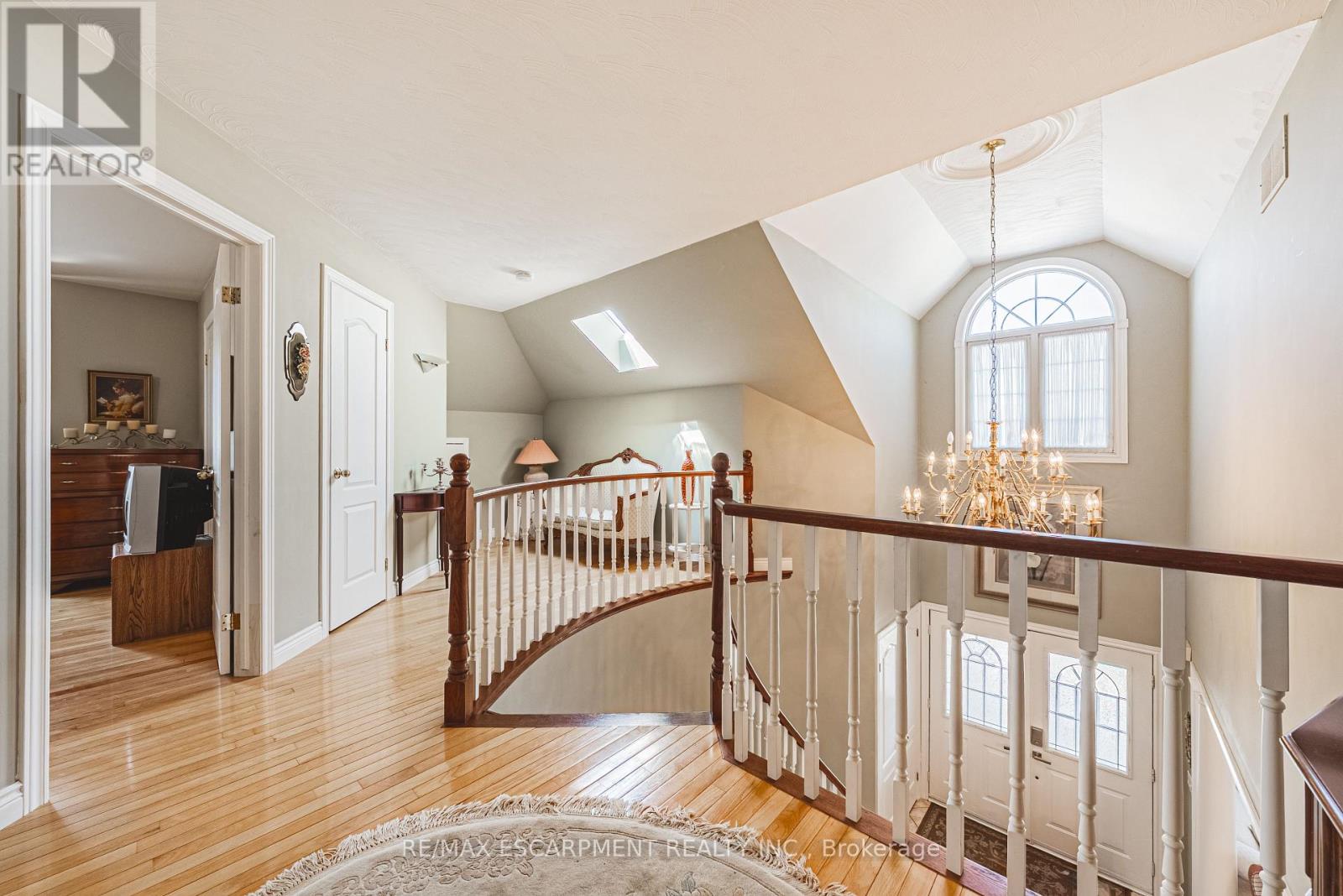 Photo 22 of 65 Mount Pleasant Drive, Hamilton ON