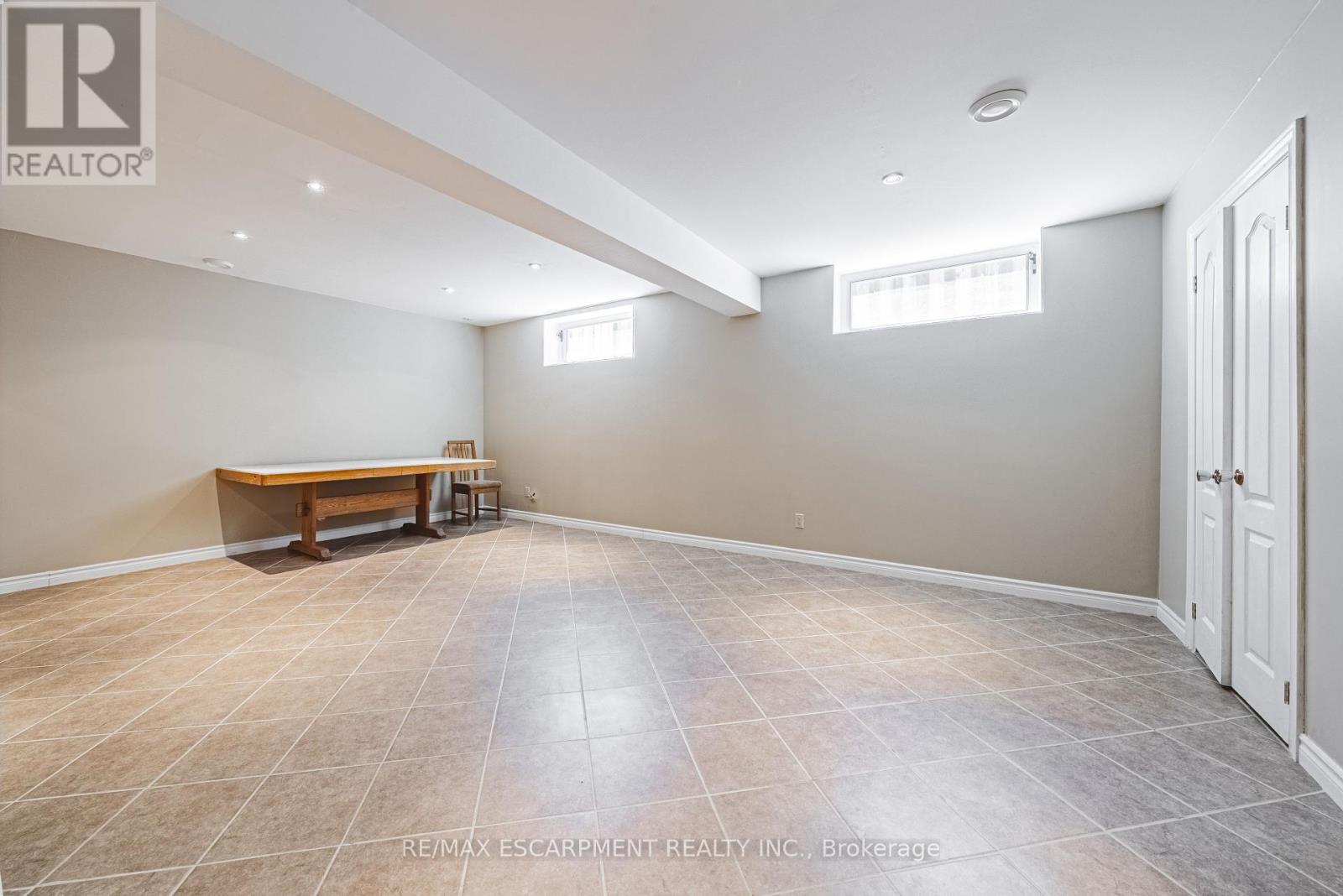 Photo 33 of 65 Mount Pleasant Drive, Hamilton ON