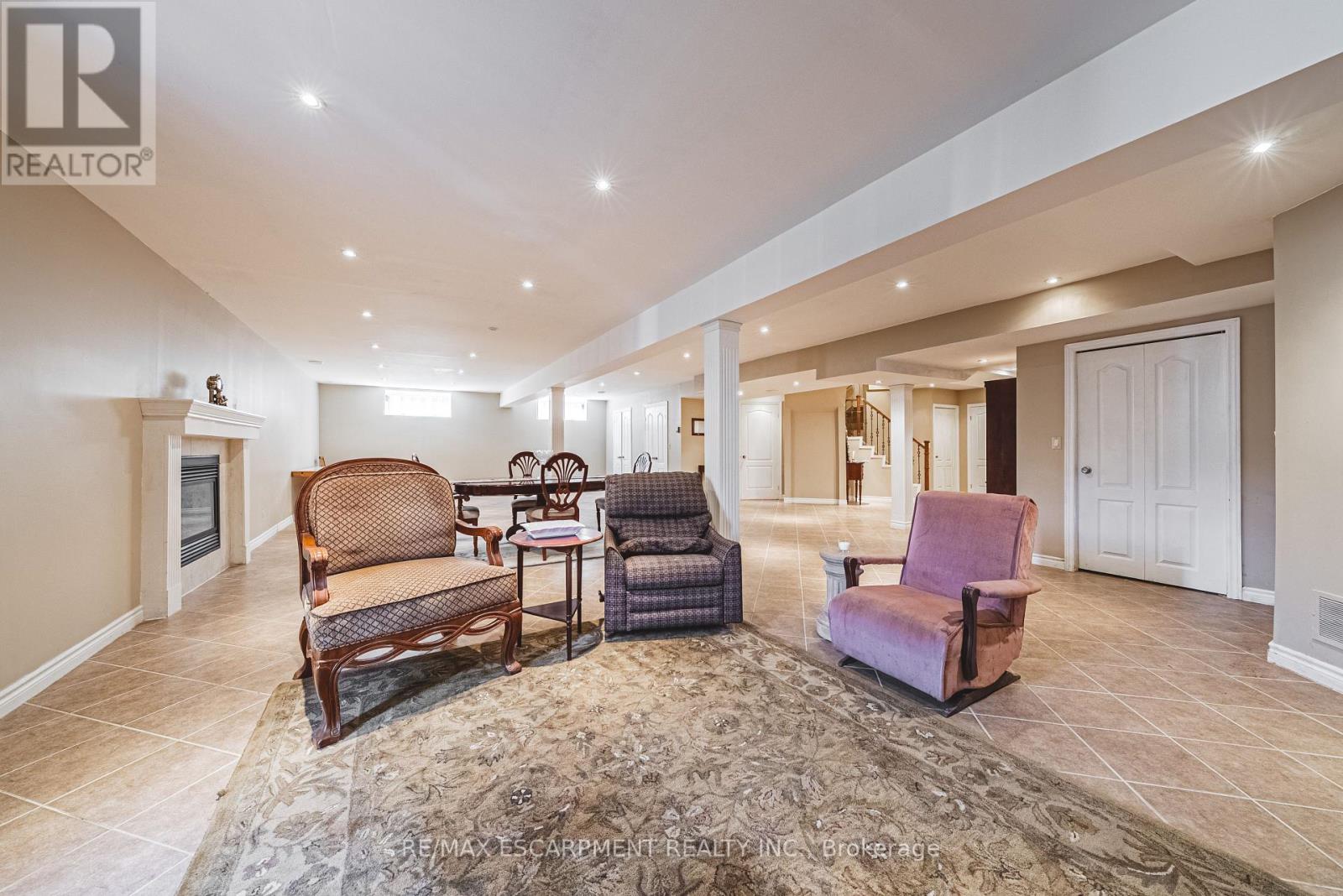 Photo 34 of 65 Mount Pleasant Drive, Hamilton ON