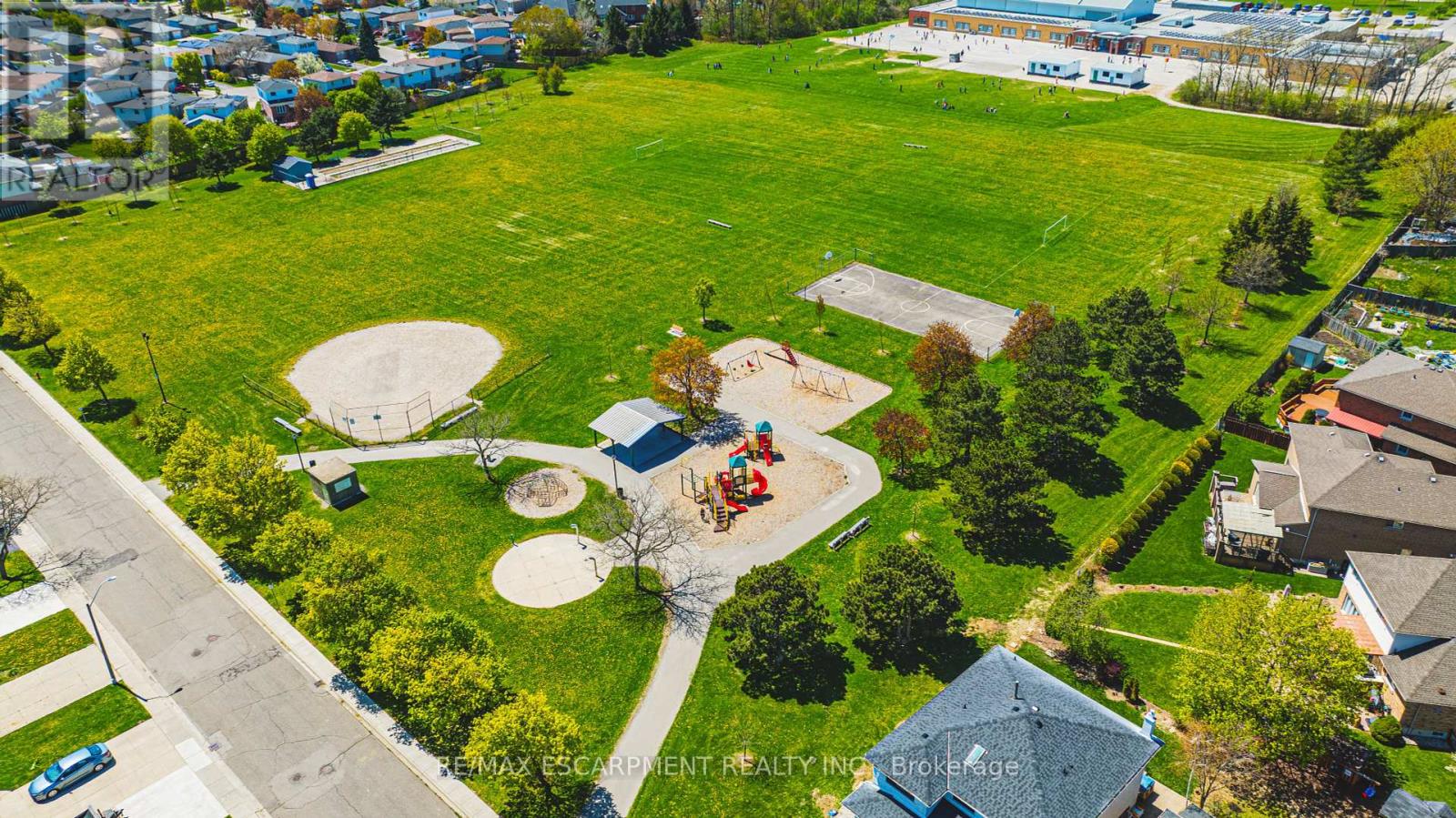 Photo 44 of 65 Mount Pleasant Drive, Hamilton ON