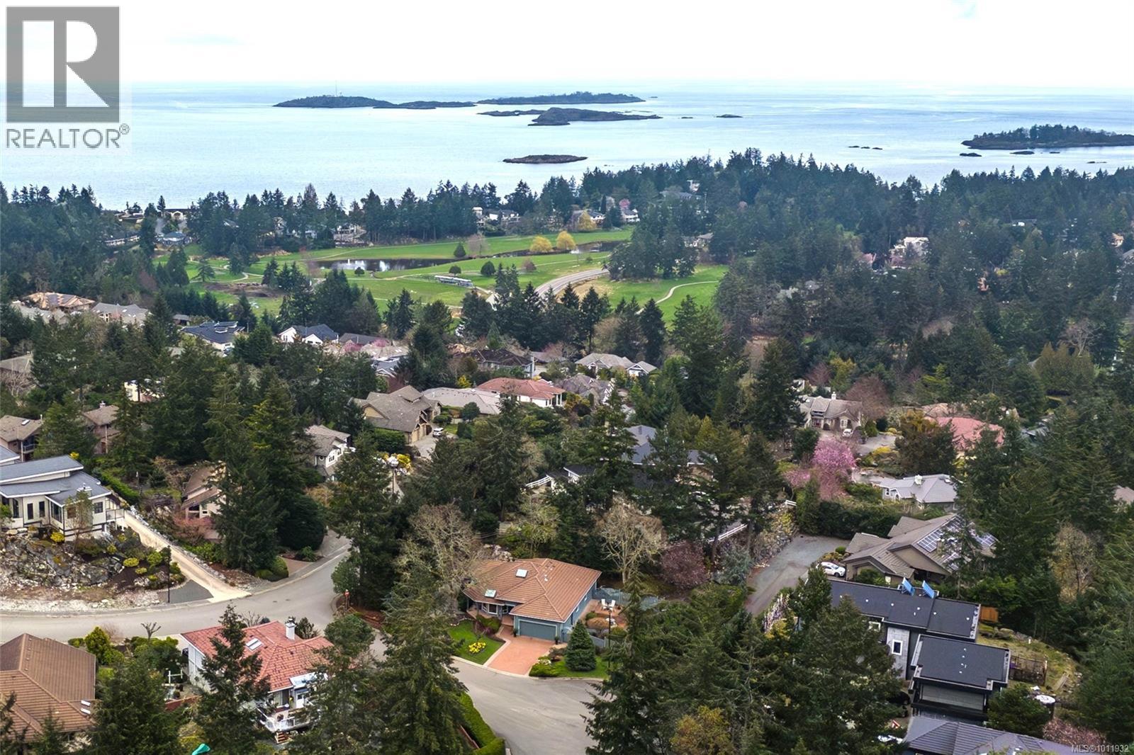 Photo 10 of 2340 Casey Pl, Nanoose Bay BC