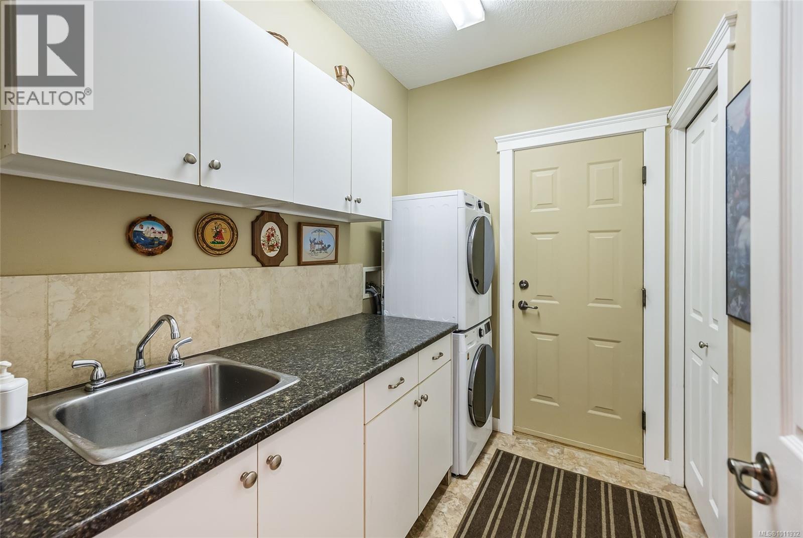 Photo 14 of 2340 Casey Pl, Nanoose Bay BC