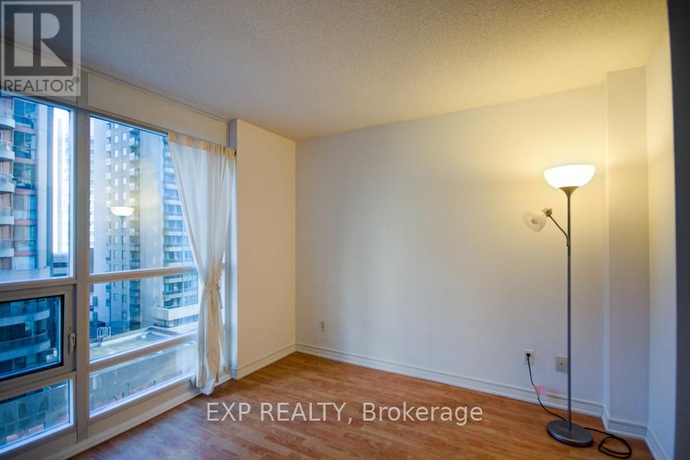 Photo 17 of 809 761 Bay Street, Toronto ON