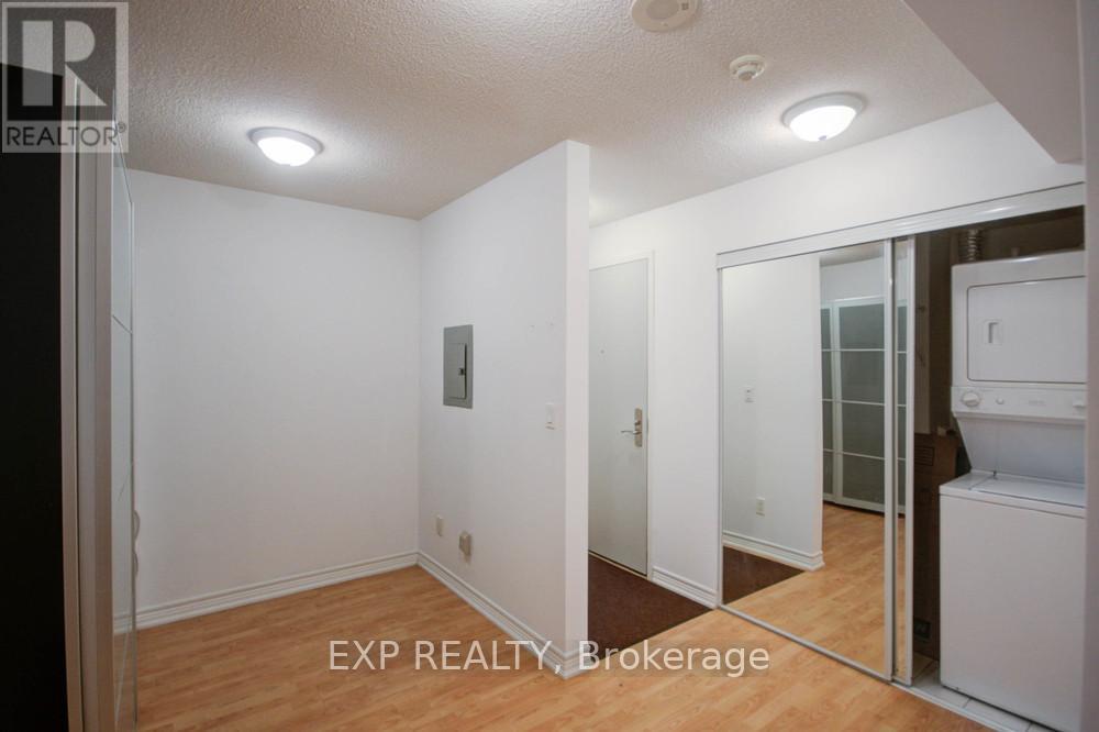 Photo 20 of 809 761 Bay Street, Toronto ON