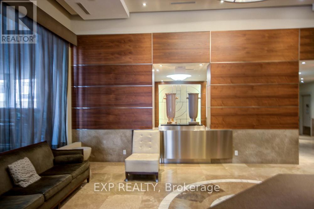 Photo 11 of 809 761 Bay Street, Toronto ON