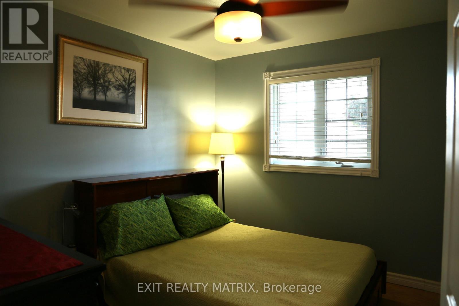 Photo 10 of 697 Omer Street, Hawkesbury ON