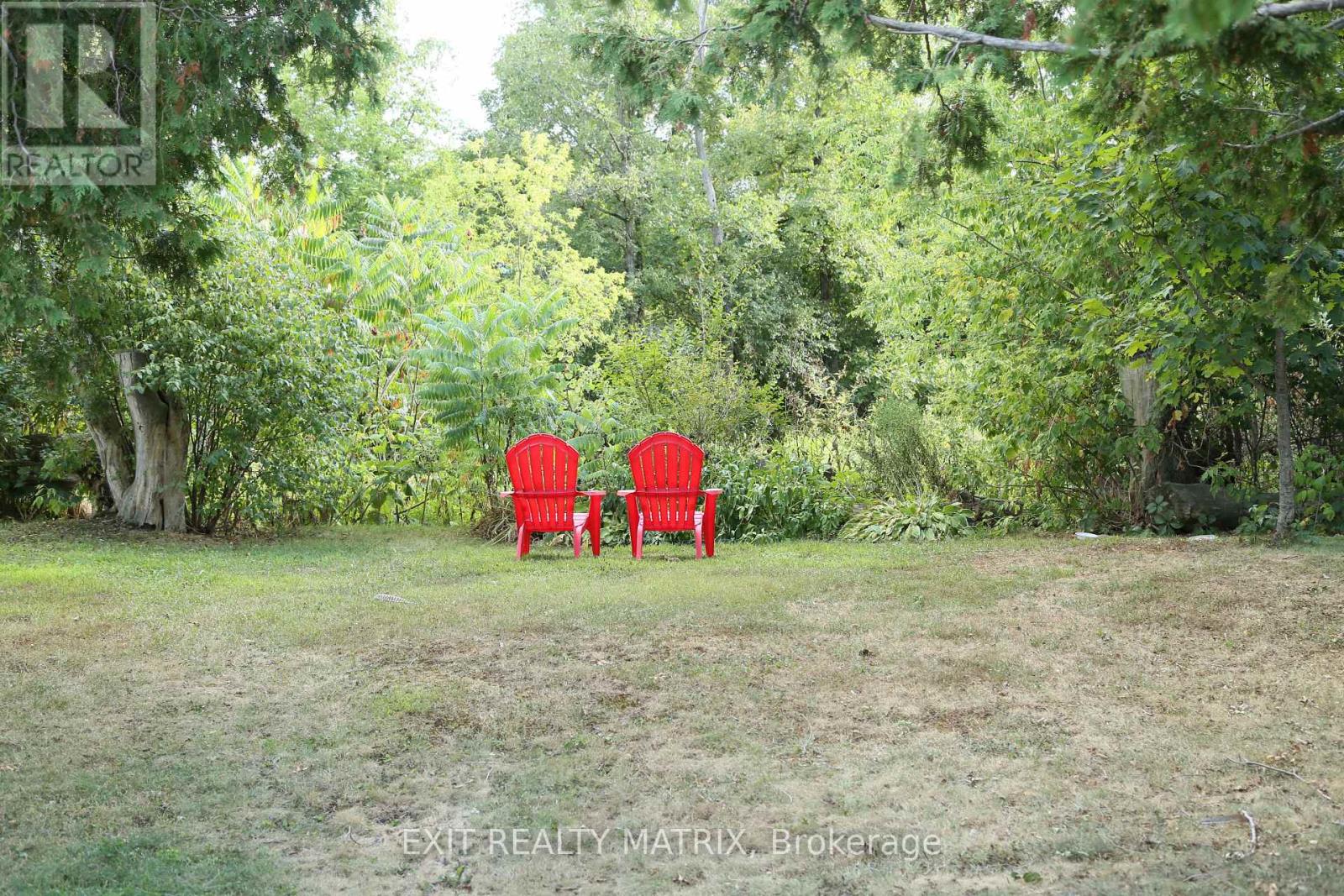 Photo 2 of 697 Omer Street, Hawkesbury ON