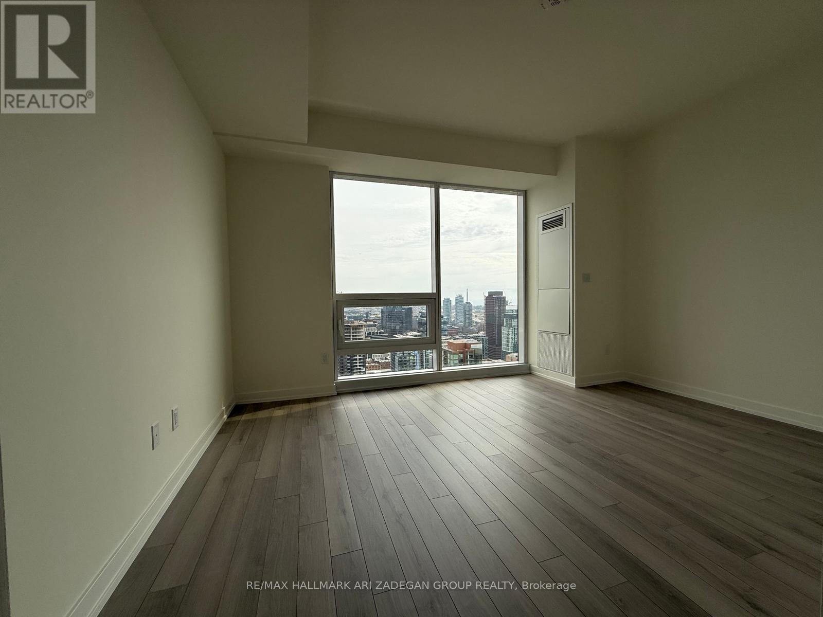 Photo 16 of 4305 89 Church Street, Toronto ON