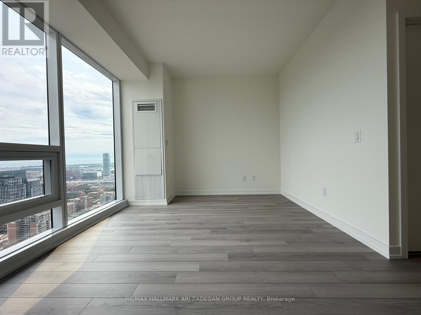 Photo 12 of 4305 89 Church Street, Toronto ON