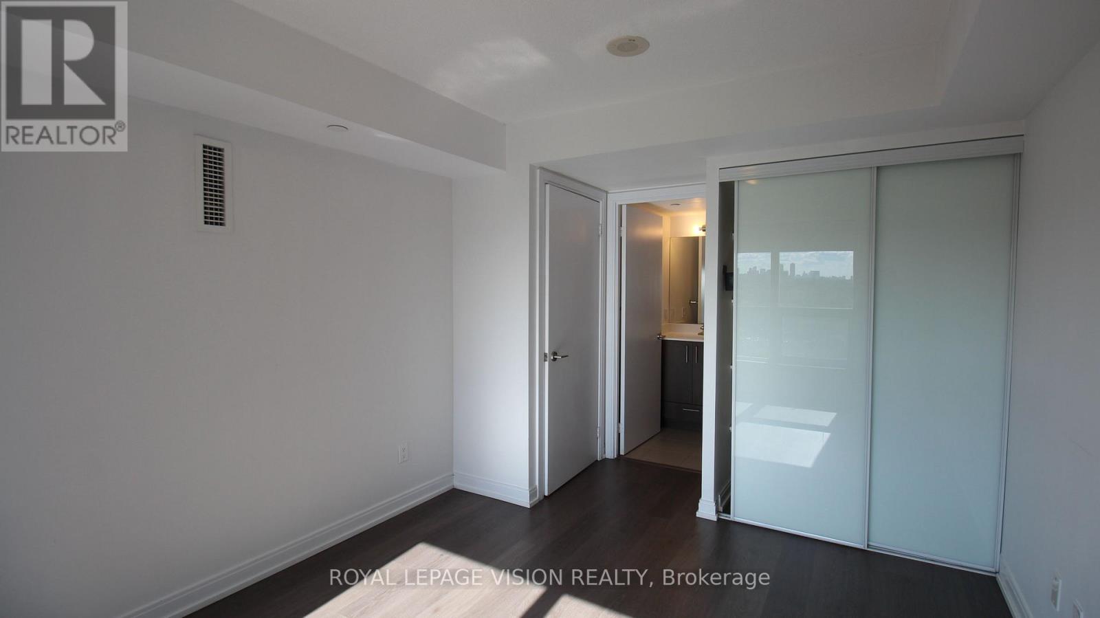 Photo 13 of 1106 255 Village Green Square, Toronto ON