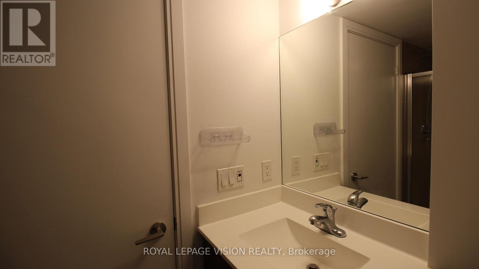 Photo 12 of 1106 255 Village Green Square, Toronto ON