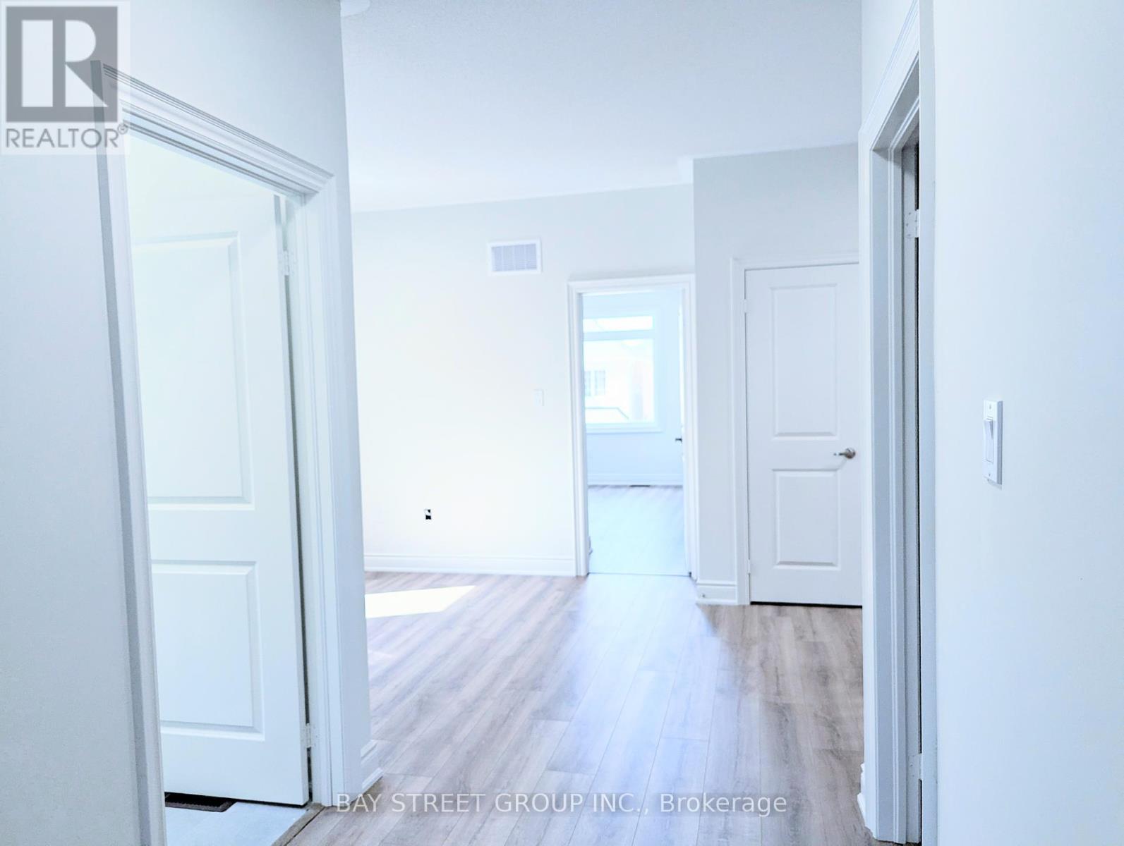 Photo 22 of 17 Kenneth Appleton Avenue, Richmond Hill ON
