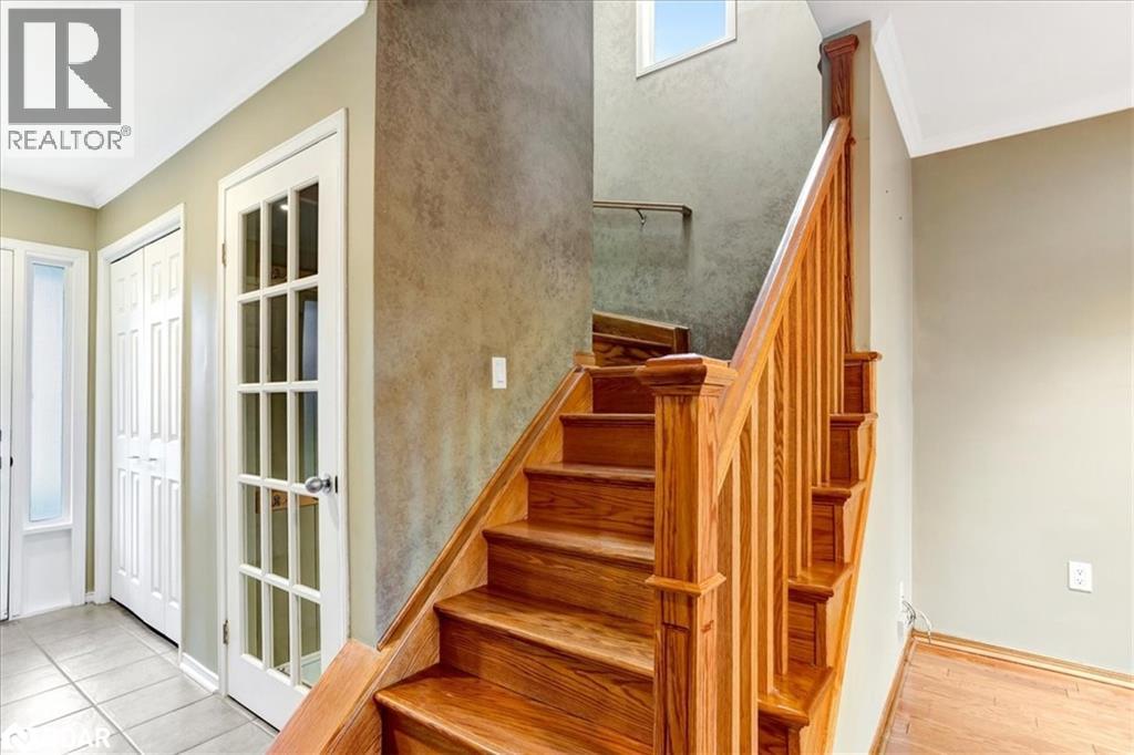 Photo 8 of 56 Knicely Road, Barrie ON