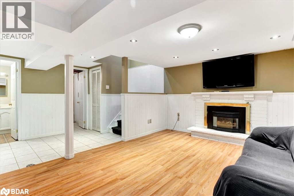 Photo 30 of 56 Knicely Road, Barrie ON
