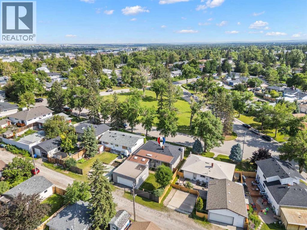 Photo 36 of 127 Fawn Crescent Se, Calgary AB
