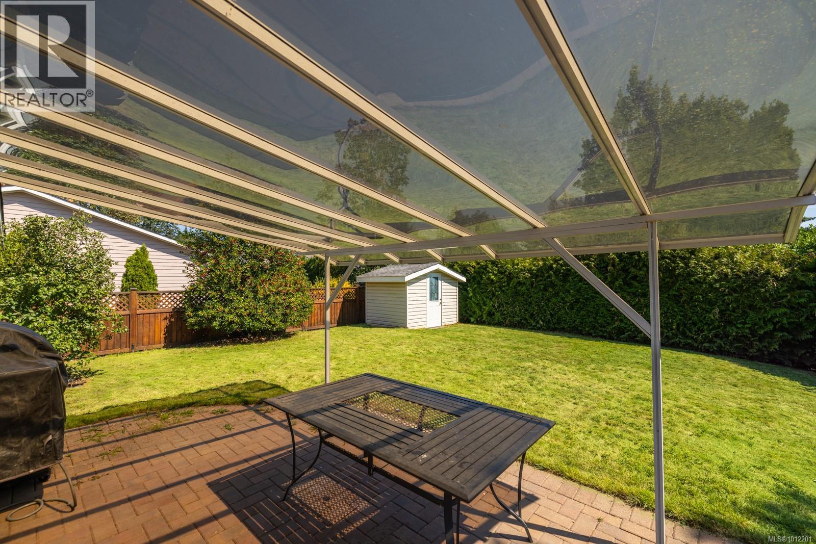 2889 Maurice Lane, Langford