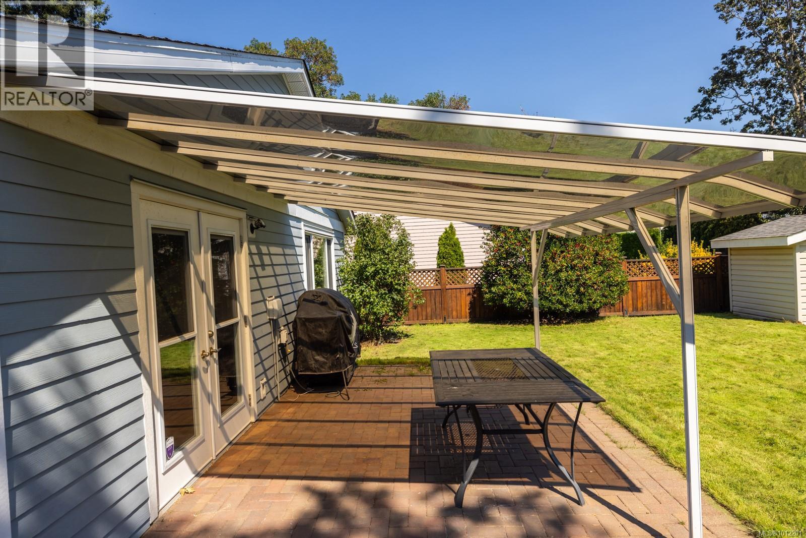 2889 Maurice Lane, Langford