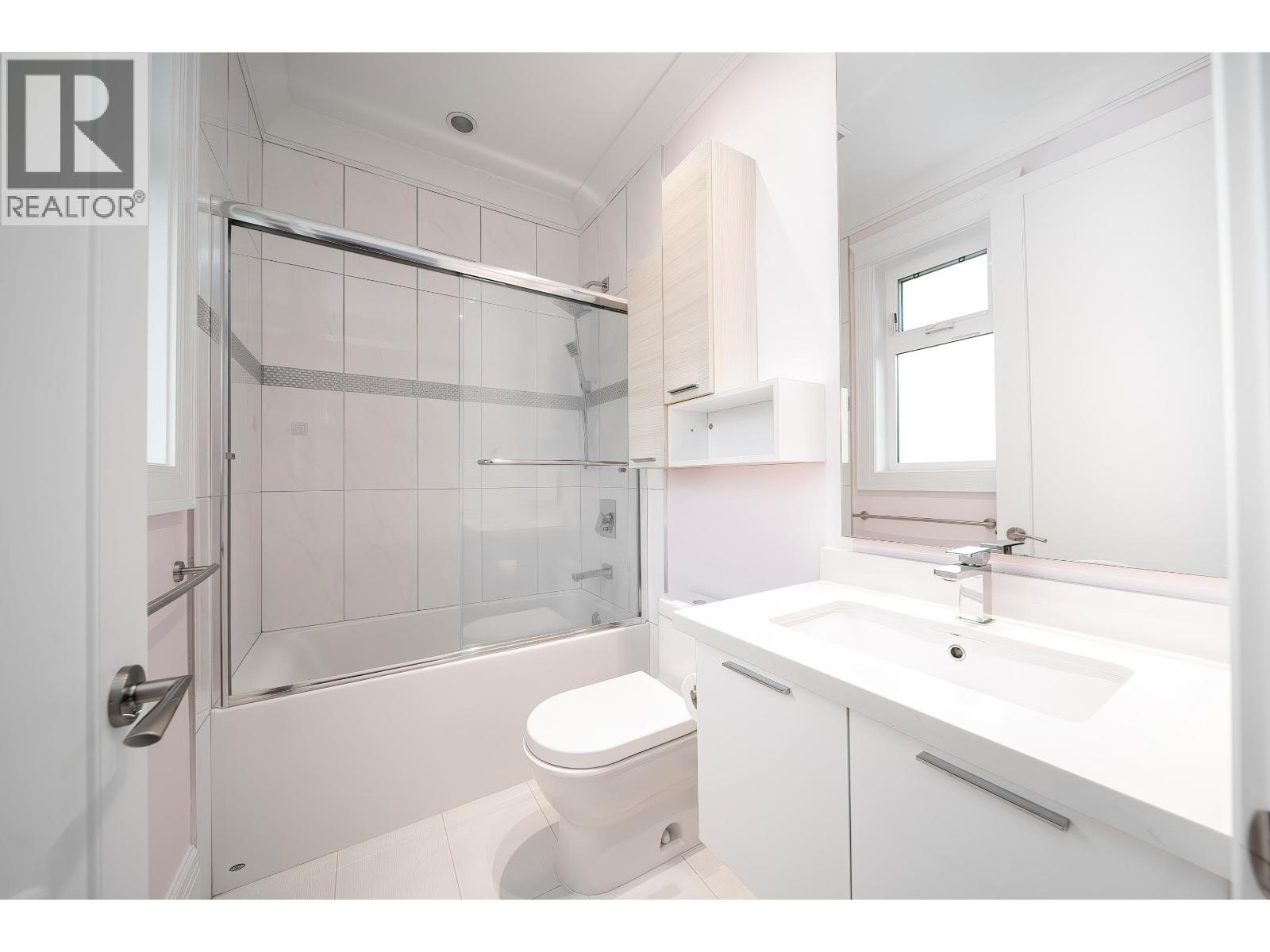 Photo 14 of 7673 Dampier Drive, Richmond BC