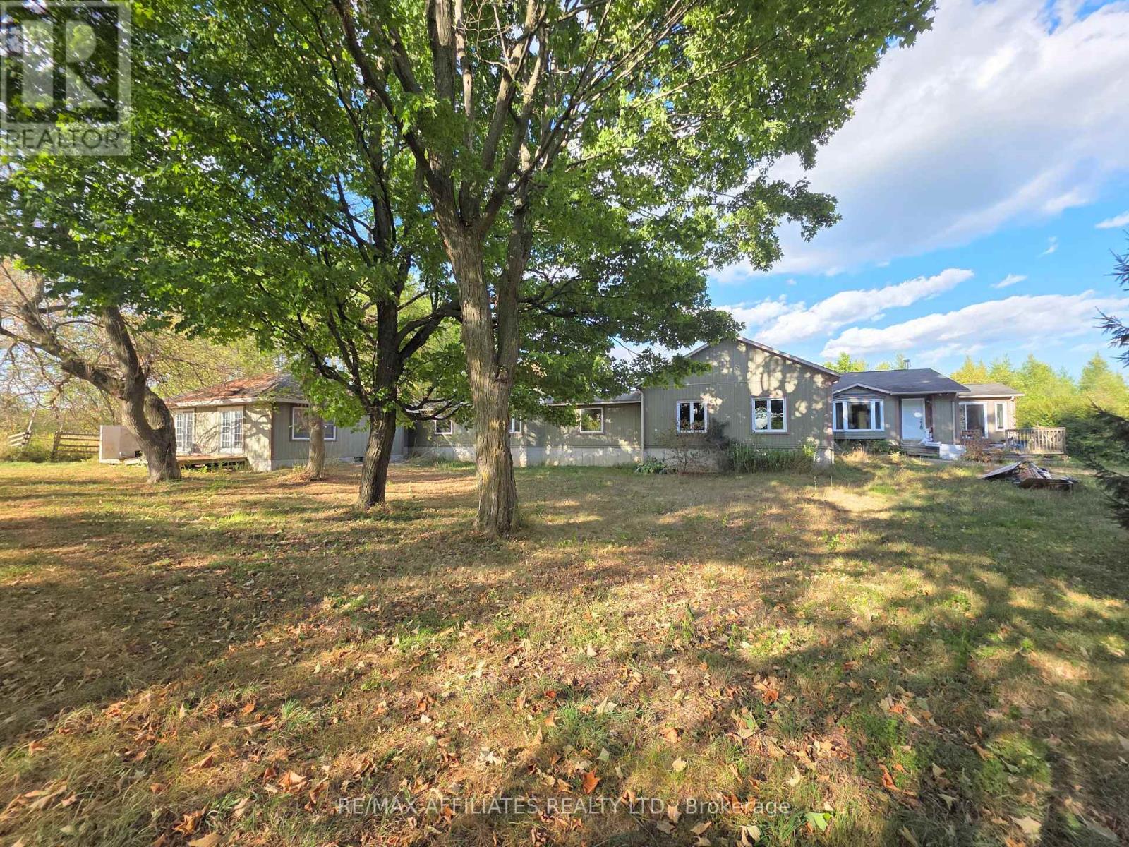 Photo 6 of 422 Kitley Line 3 Road, Elizabethtownkitley ON
