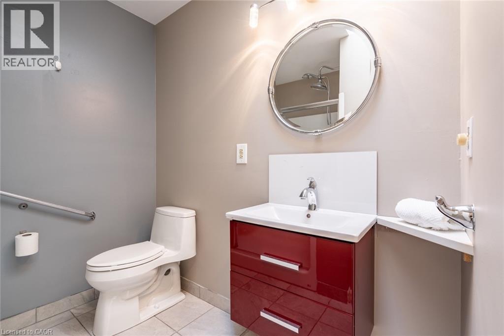 Photo 6 of 2172 Centre Road, Hamilton ON