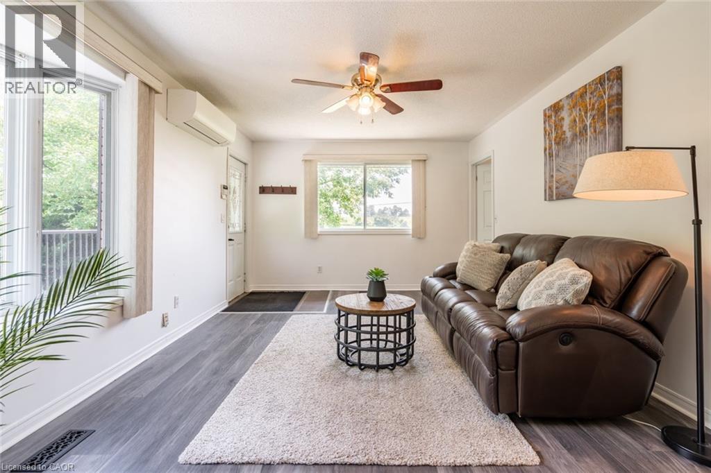 Photo 24 of 2172 Centre Road, Hamilton ON