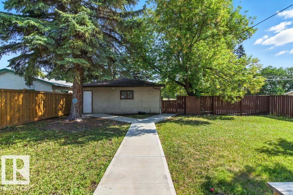 Photo 31 of 9623 52 St Nw, Edmonton AB