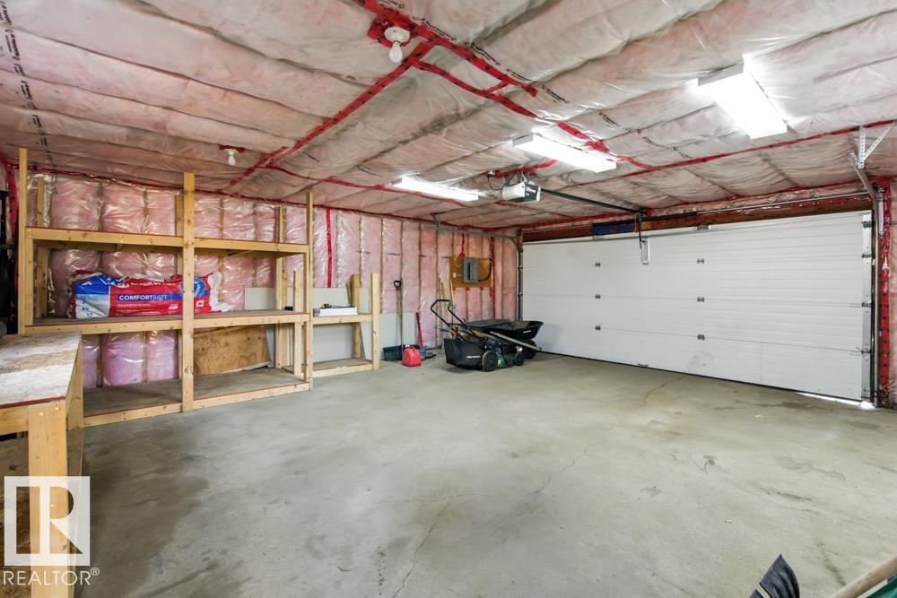 Photo 25 of 9623 52 St Nw, Edmonton AB