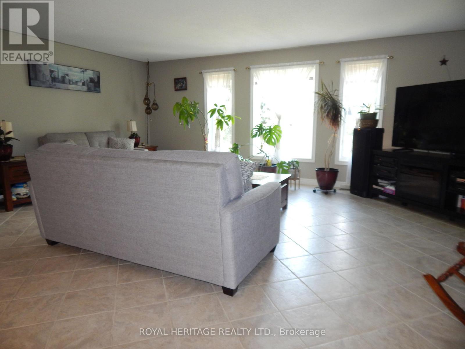 Photo 13 of 10 Vicari Road, Brighton ON