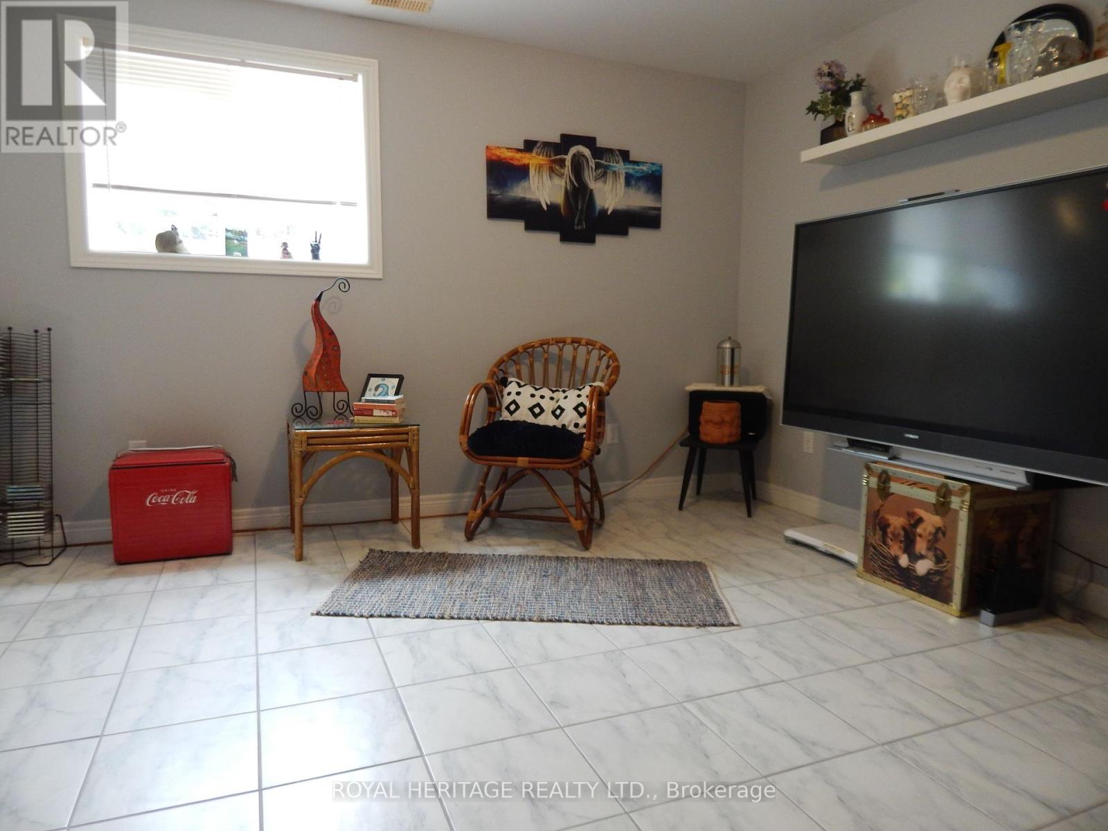 Photo 23 of 10 Vicari Road, Brighton ON