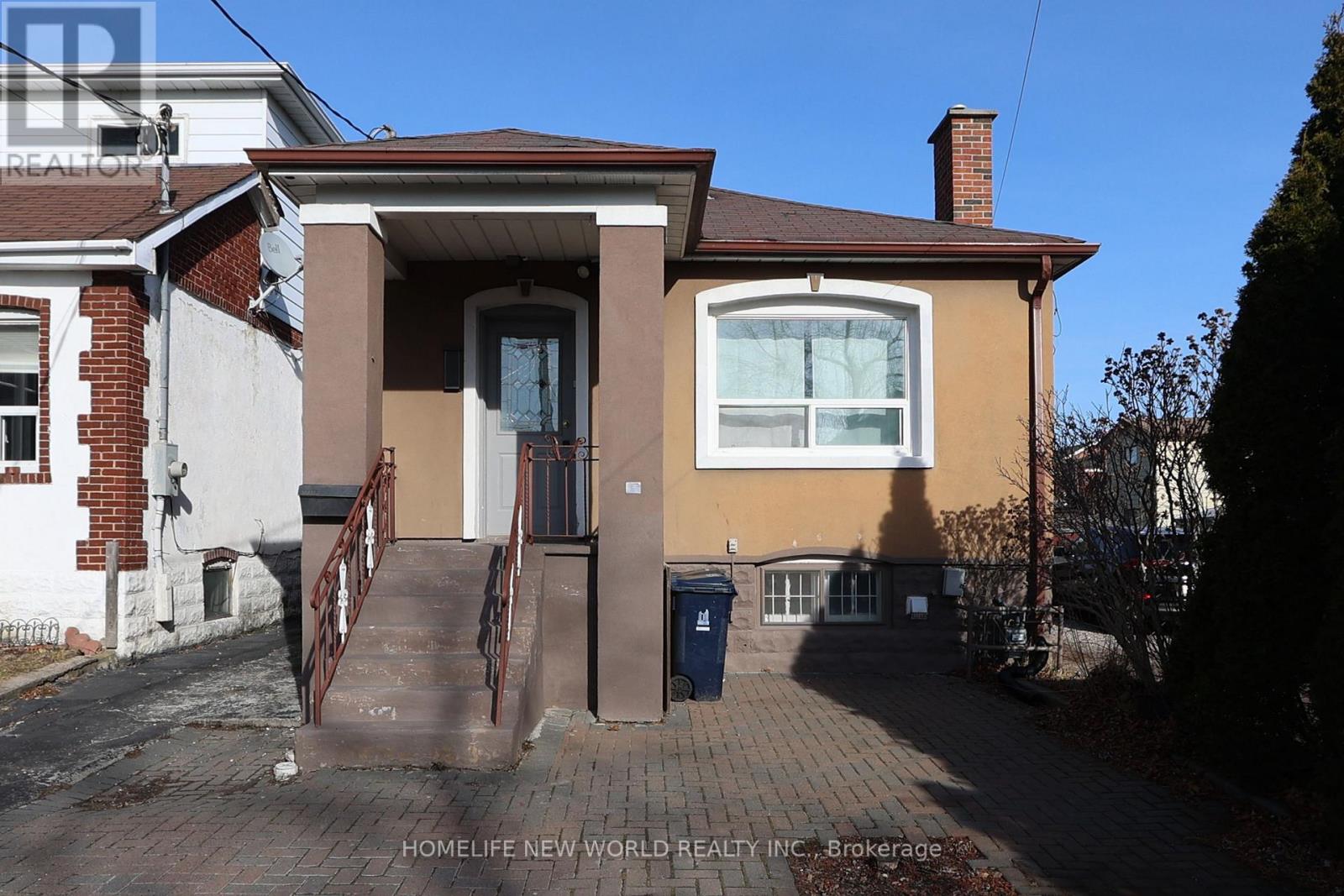 Photo 24 of Lower 609 Glenholme Avenue, Toronto ON