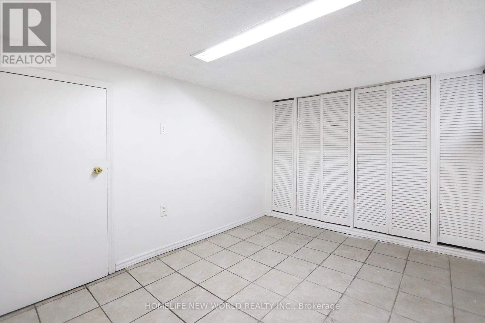 Photo 11 of Lower 609 Glenholme Avenue, Toronto ON