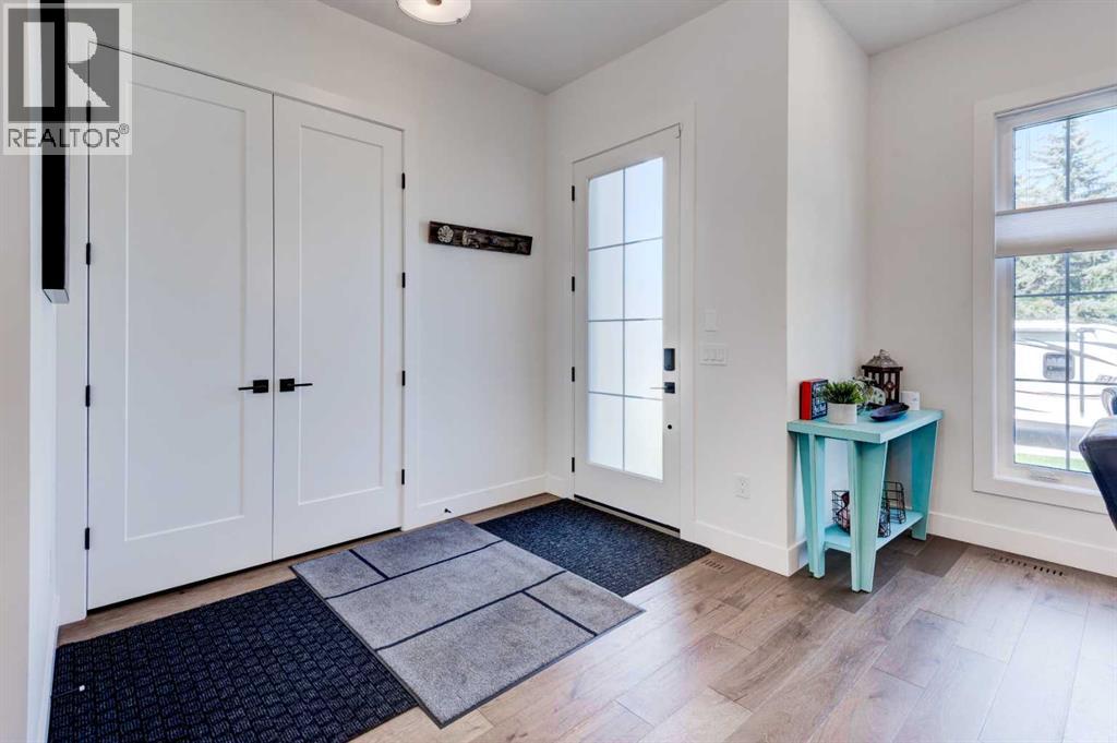 Photo 31 of 2347 53 Avenue Sw, Calgary AB