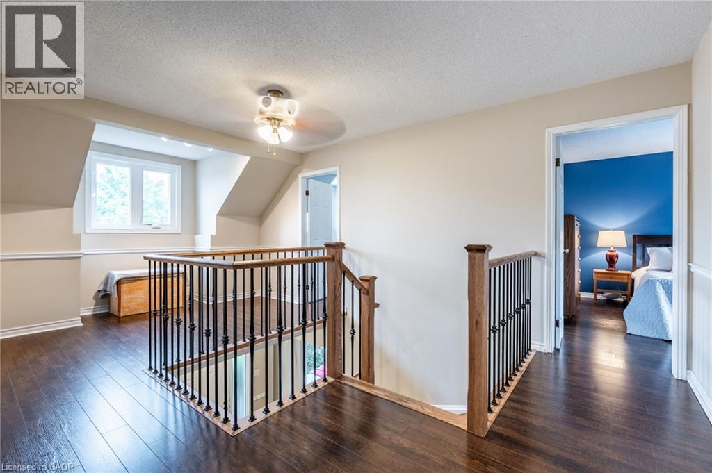 Photo 32 of 24 Vance Crescent, Waterdown ON