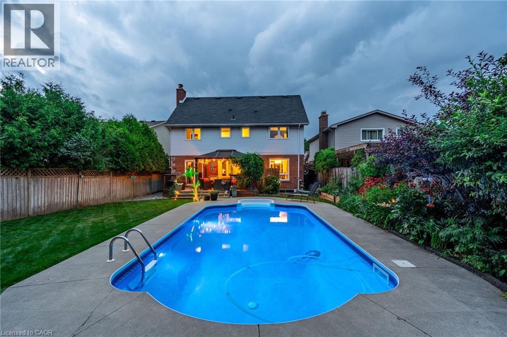 Photo 40 of 24 Vance Crescent, Waterdown ON