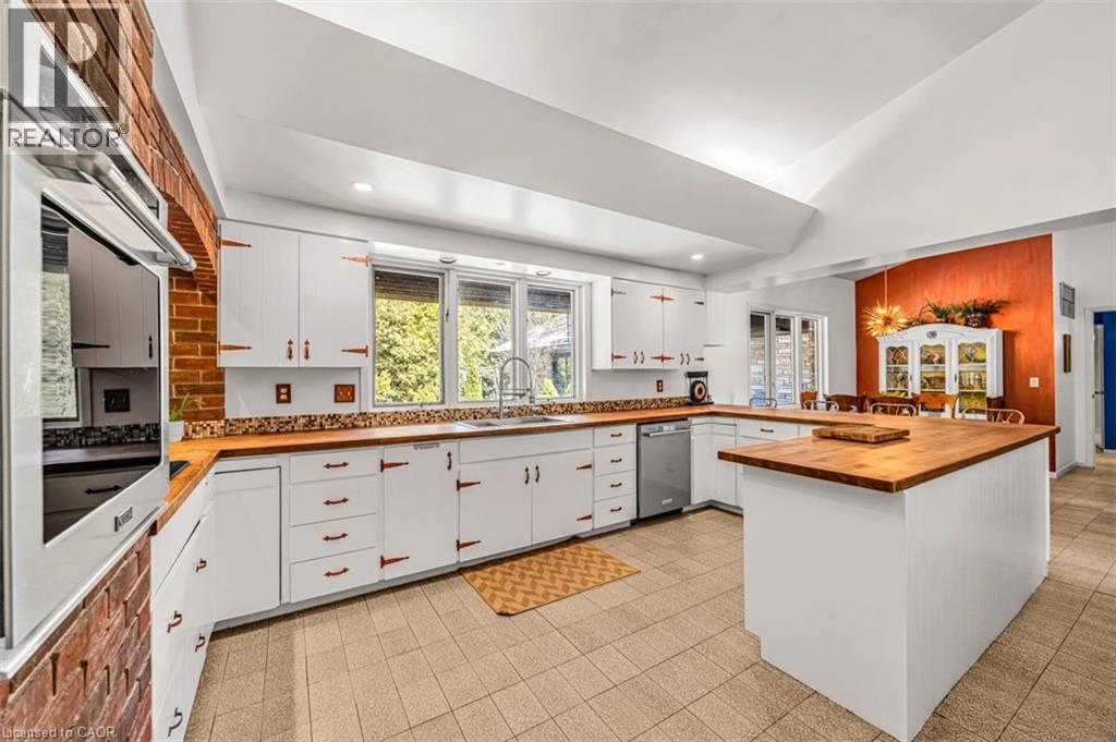 Photo 33 of 302783 Douglas Street, Durham ON