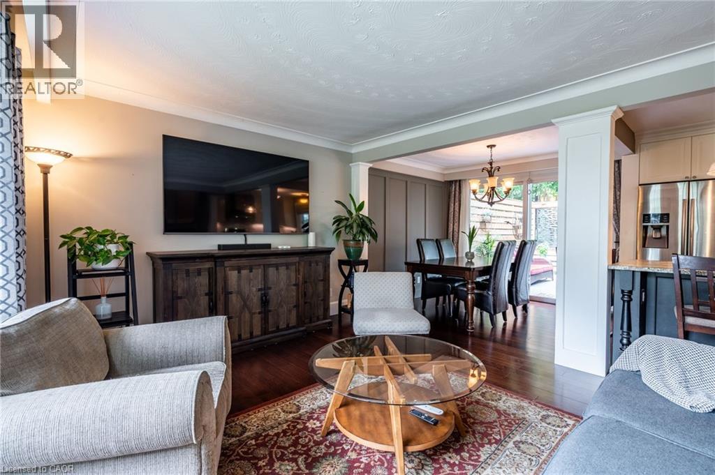 Photo 2 of 538 Mayzel Road, Burlington ON