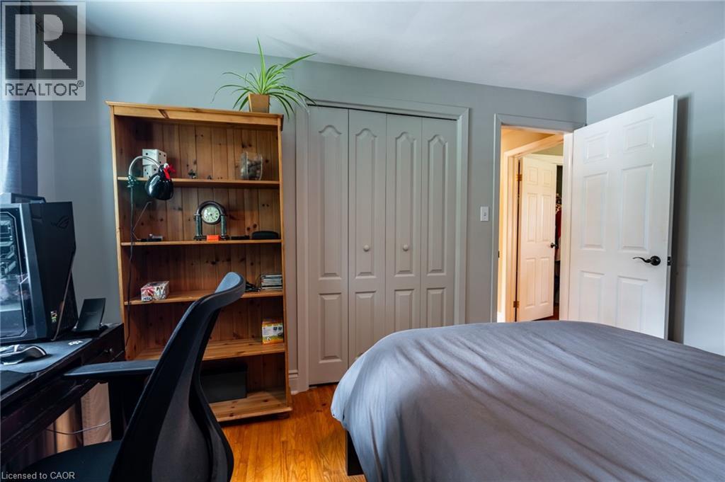 Photo 5 of 538 Mayzel Road, Burlington ON