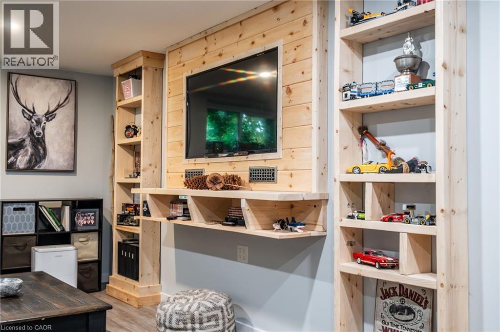 Photo 36 of 538 Mayzel Road, Burlington ON