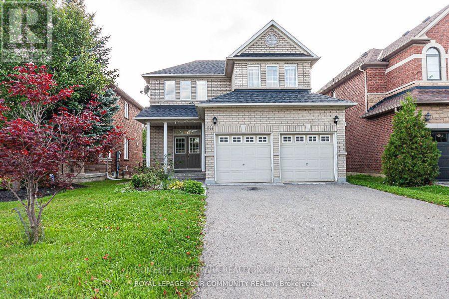 Photo 9 of 111 Deerwood Crescent, Richmond Hill ON