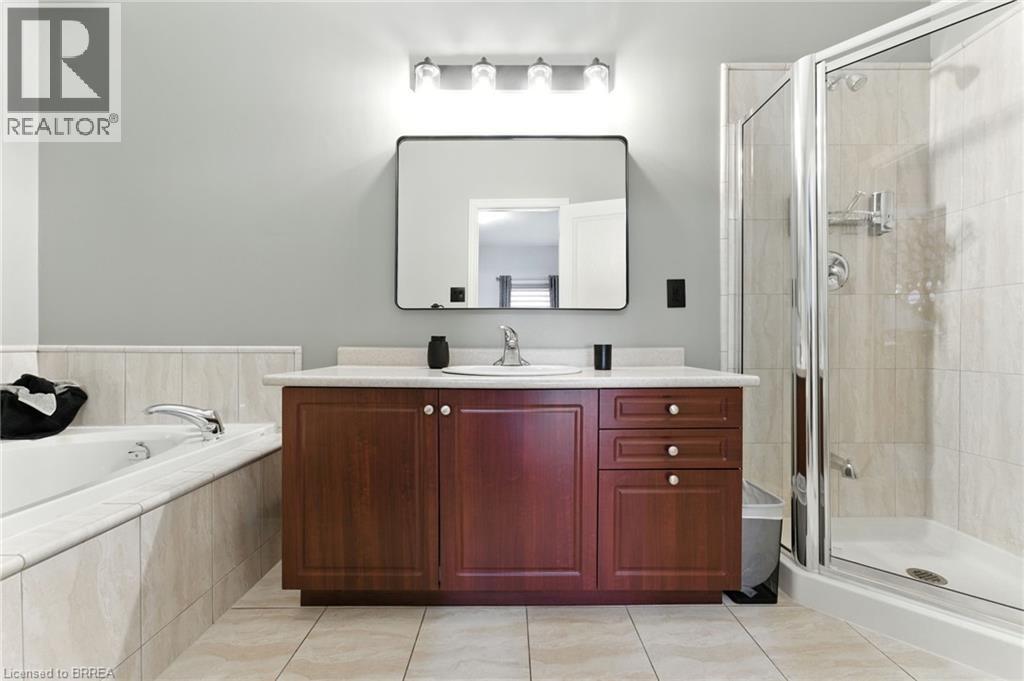 Photo 14 of 655 Park Road N Unit 2, Brantford ON