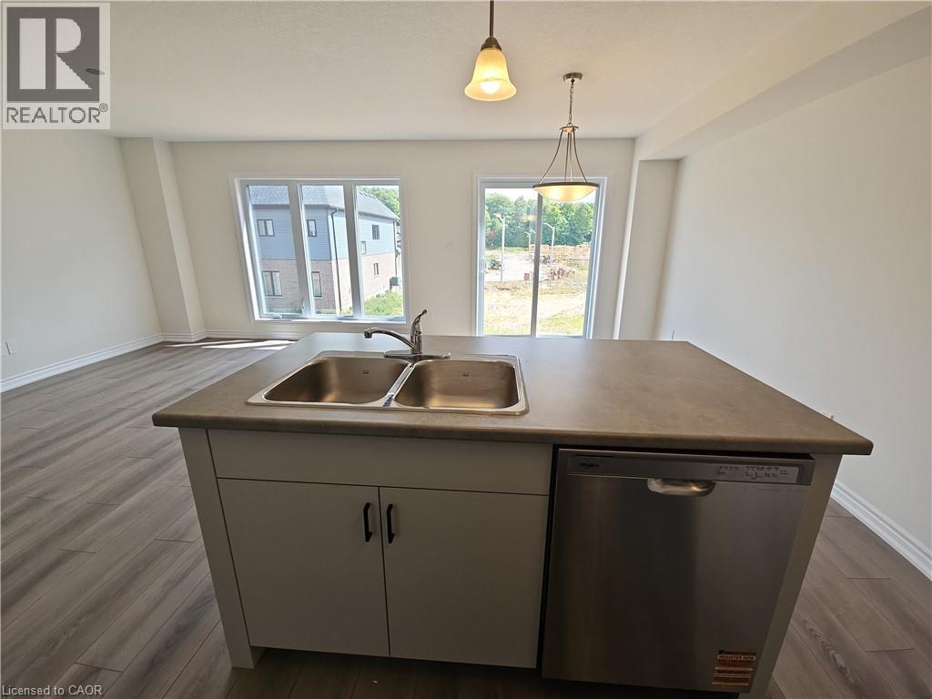 Photo 5 of 261 Benninger Drive Unit Upper, Kitchener ON