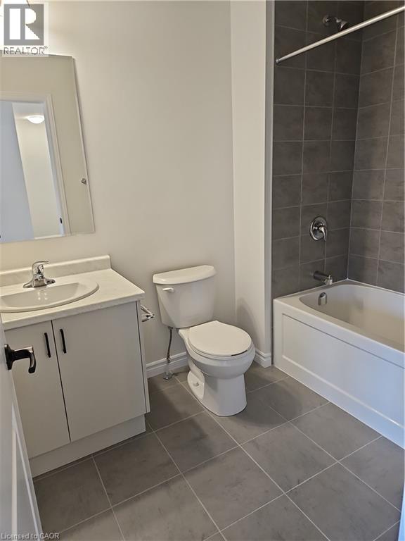 Photo 8 of 261 Benninger Drive Unit Upper, Kitchener ON