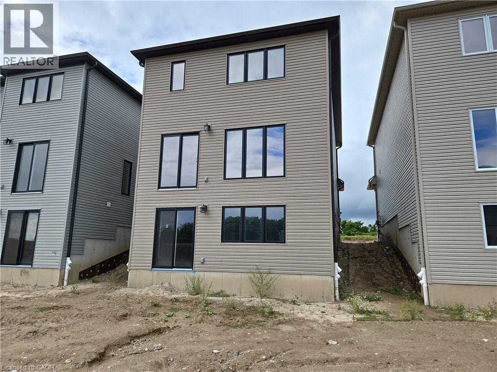 Photo 23 of 261 Benninger Drive Unit Upper, Kitchener ON