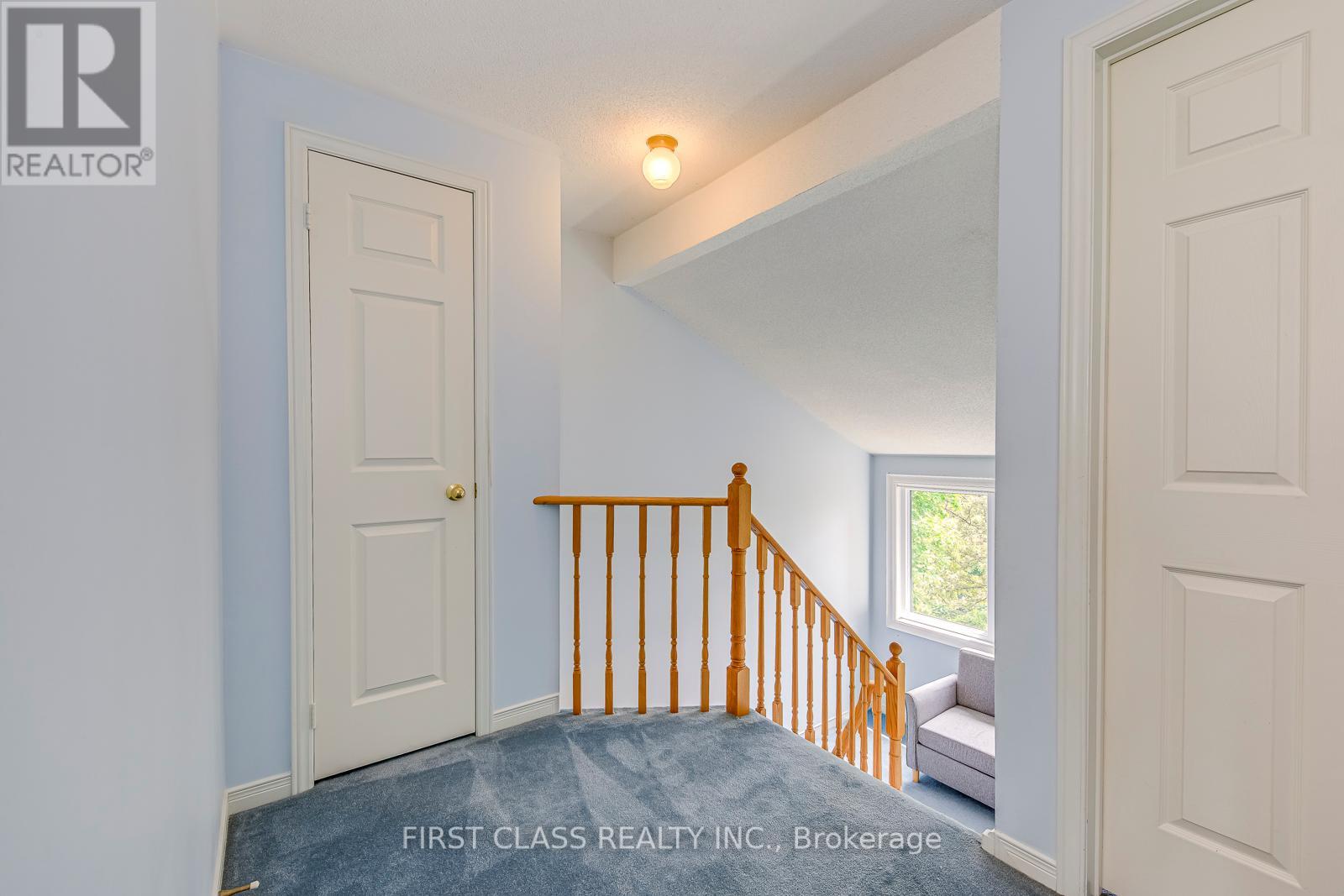 Photo 15 of 26 2051 Merchants Gate, Oakville ON